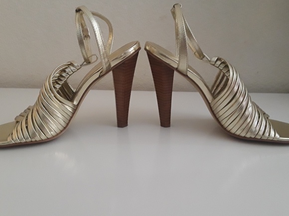 Calvin Klein gold heals - Picture 2 of 4